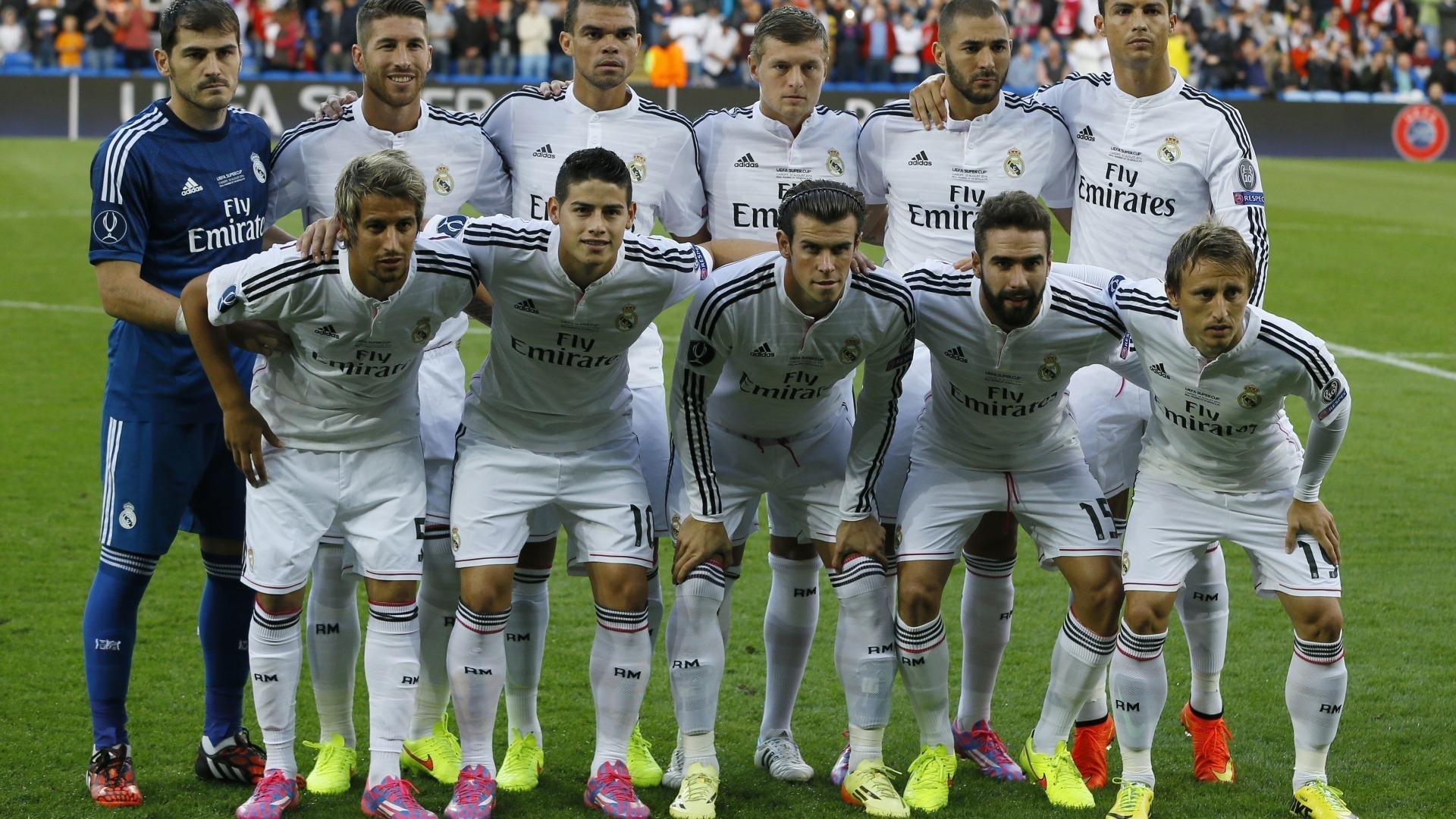 空砍36+4+3！湖人惨败快船，詹姆斯赛后直言沮丧，哈登点明关键问题